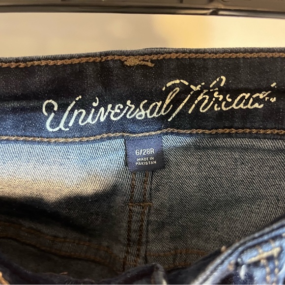 Universal Thread Skinny Jeans SIZE 6 - Picture 2 of 4